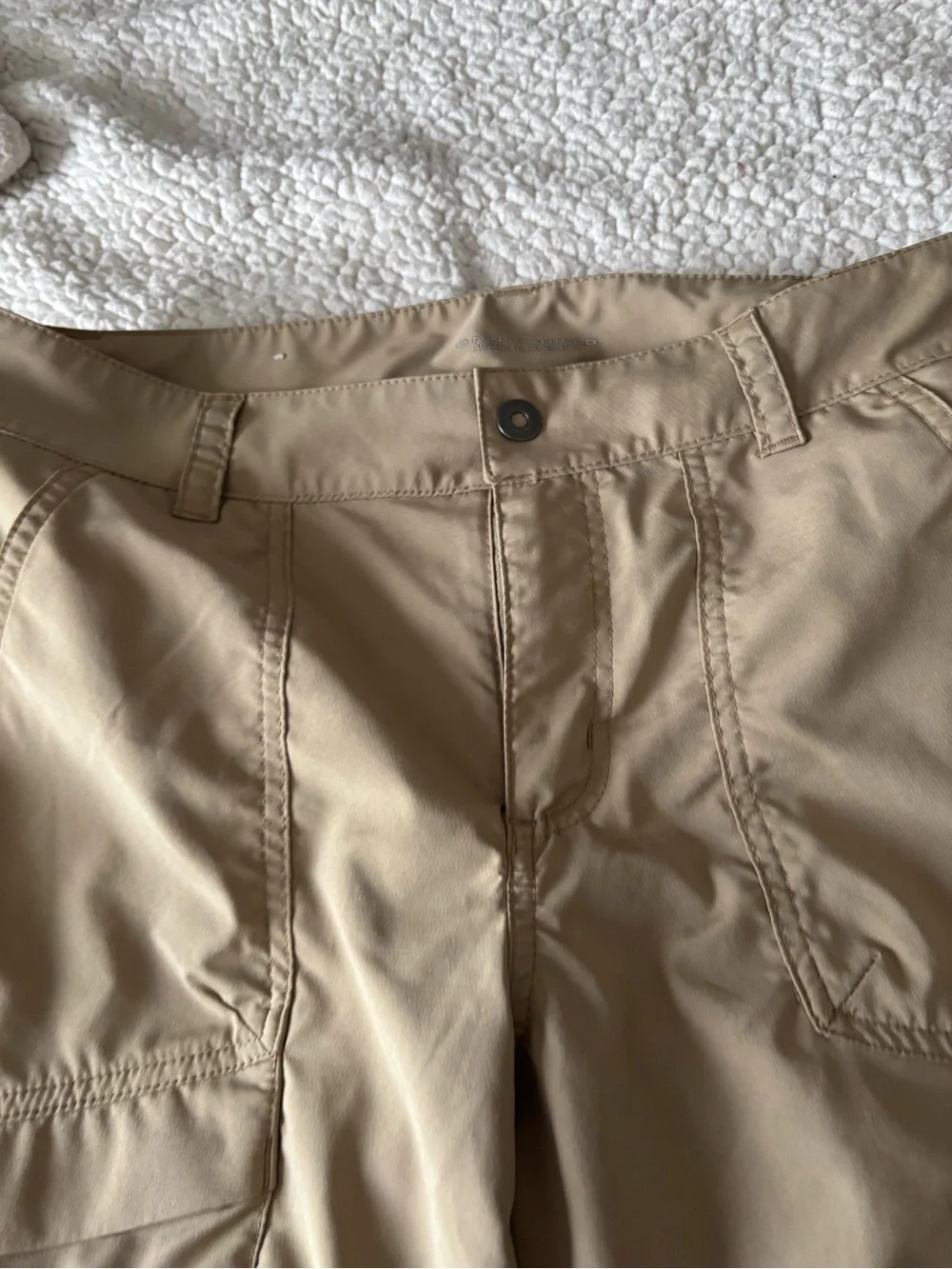 Columbia Tan Cargo Pants - Lightweight Outdoor Utility - Picture 2 of 5